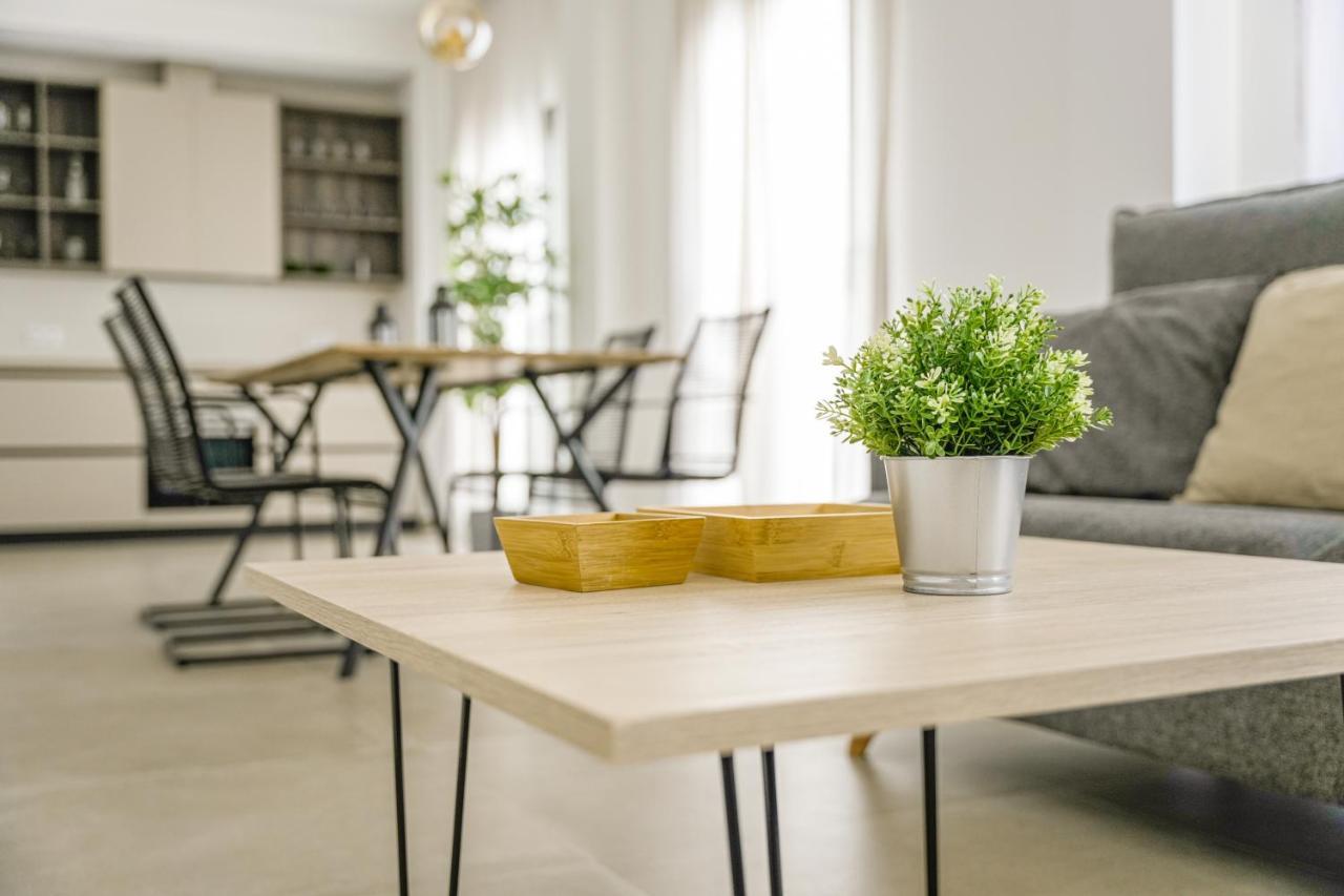 Moott Homes Suites Casa De Los Leones Apto 1 Almería Eksteriør bilde